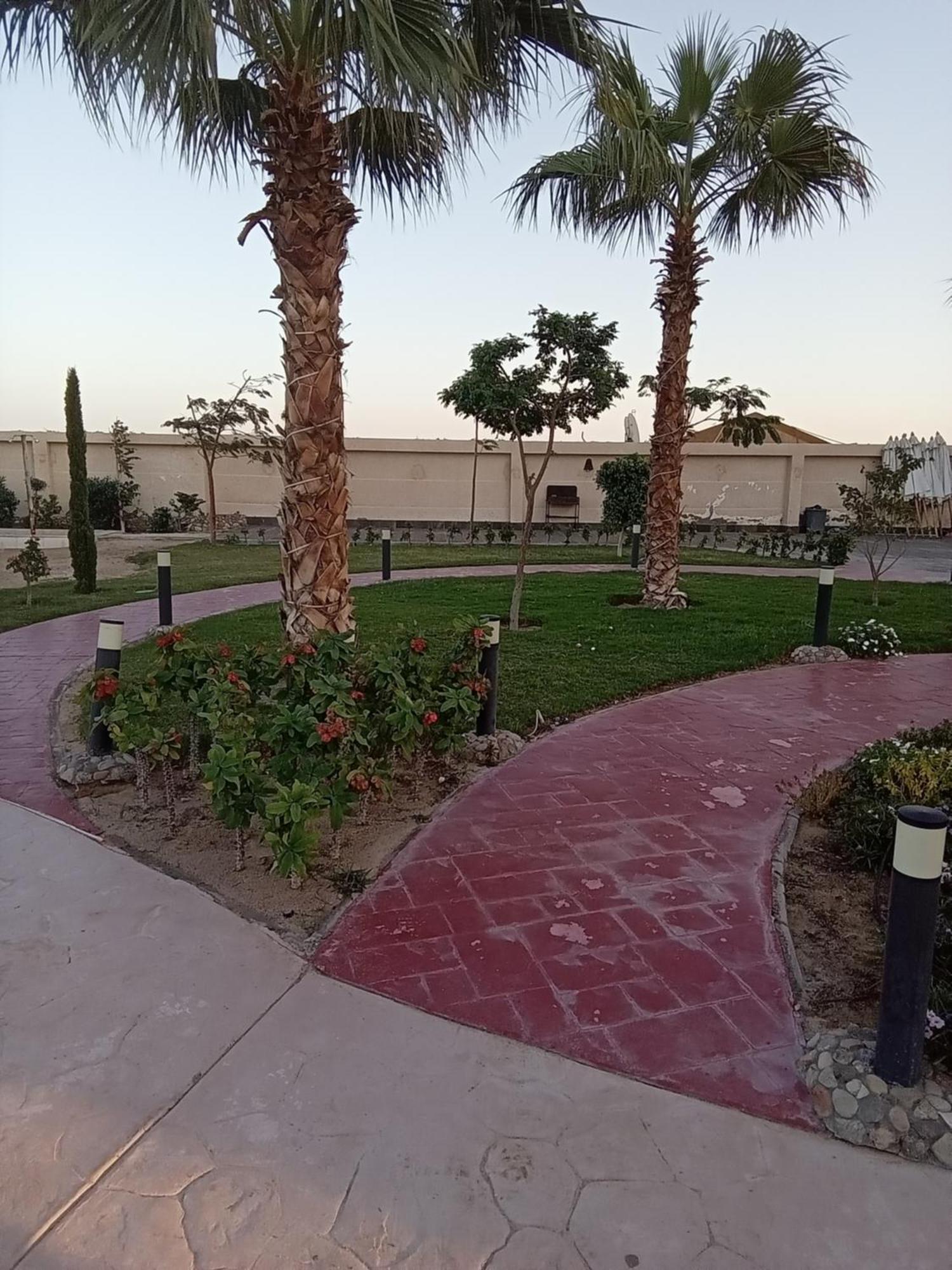 Casablanca Beach For Families And Couples Only Aparthotel Hurghada Exteriör bild